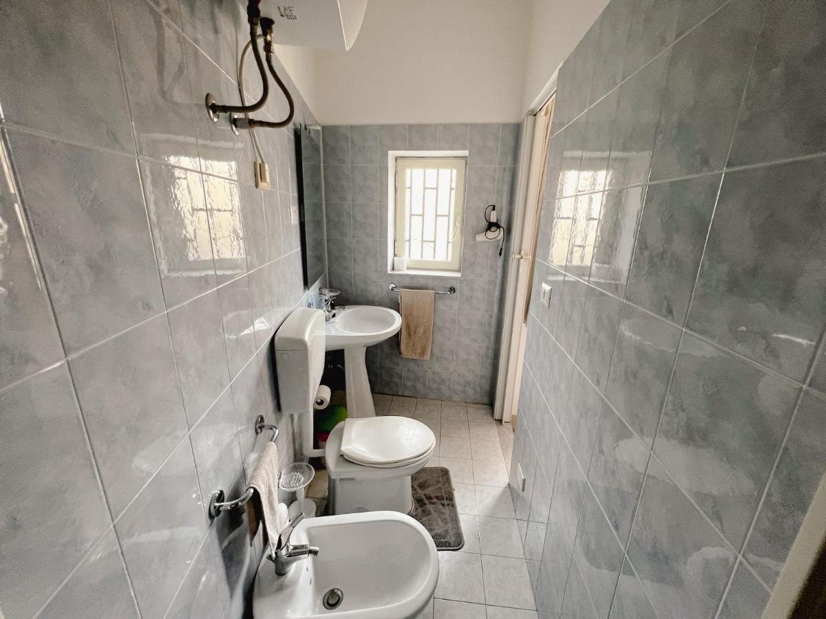 Home Rising Sun - Rooms With Private Bathrooms Катания Екстериор снимка