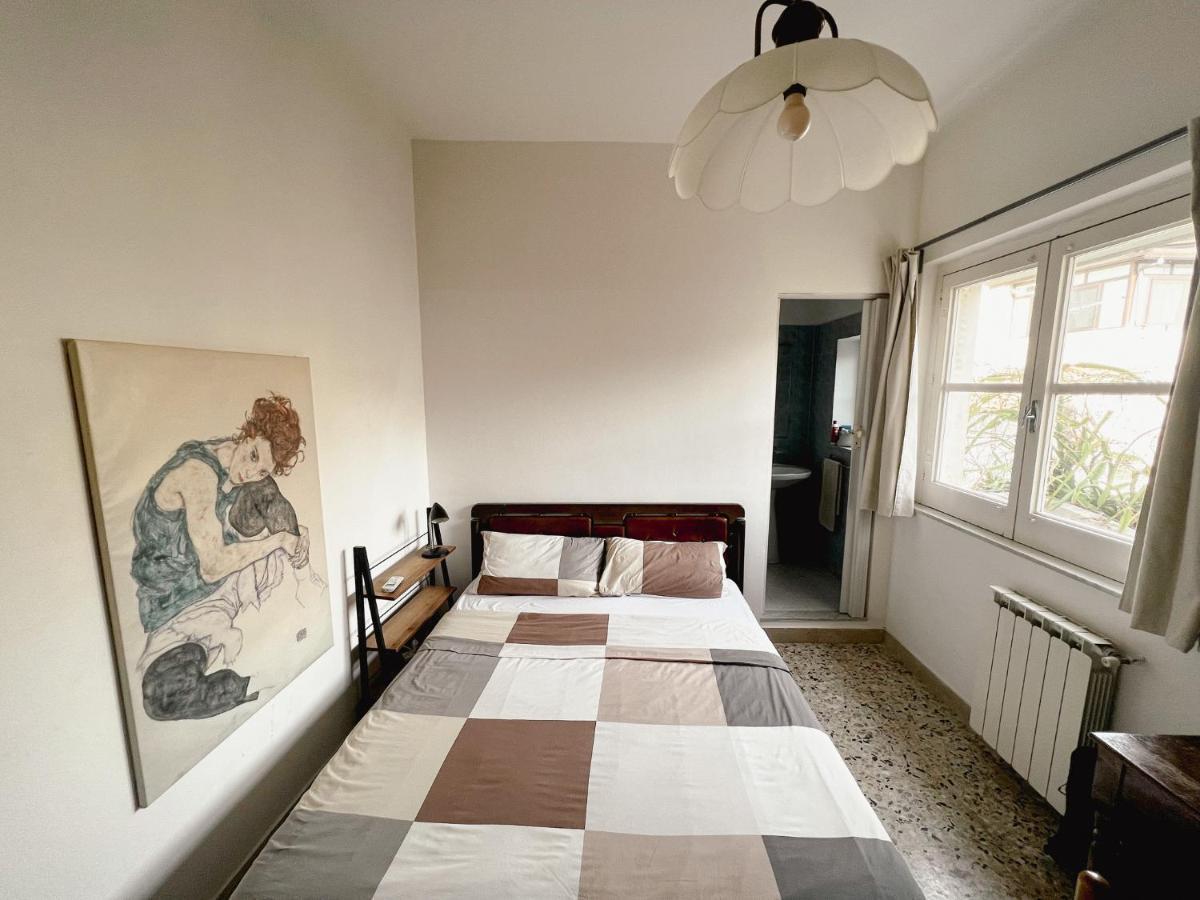 Home Rising Sun - Rooms With Private Bathrooms Катания Екстериор снимка